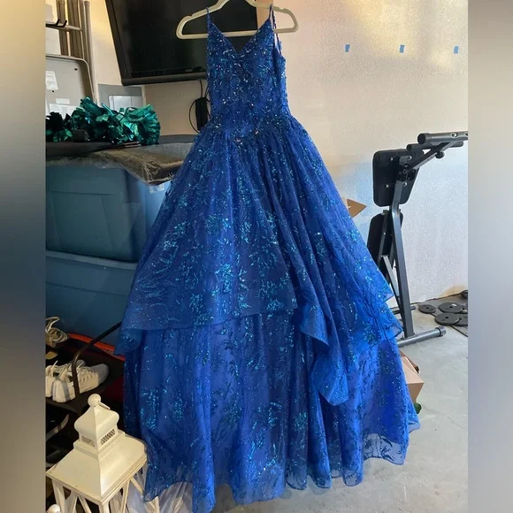 royal blue dress with ruffles Sunnypetal Gorgeous Royal Blue Tulle Ruffles Flower Girl Dresses Formal  Dinners Pageant Gown main image 1